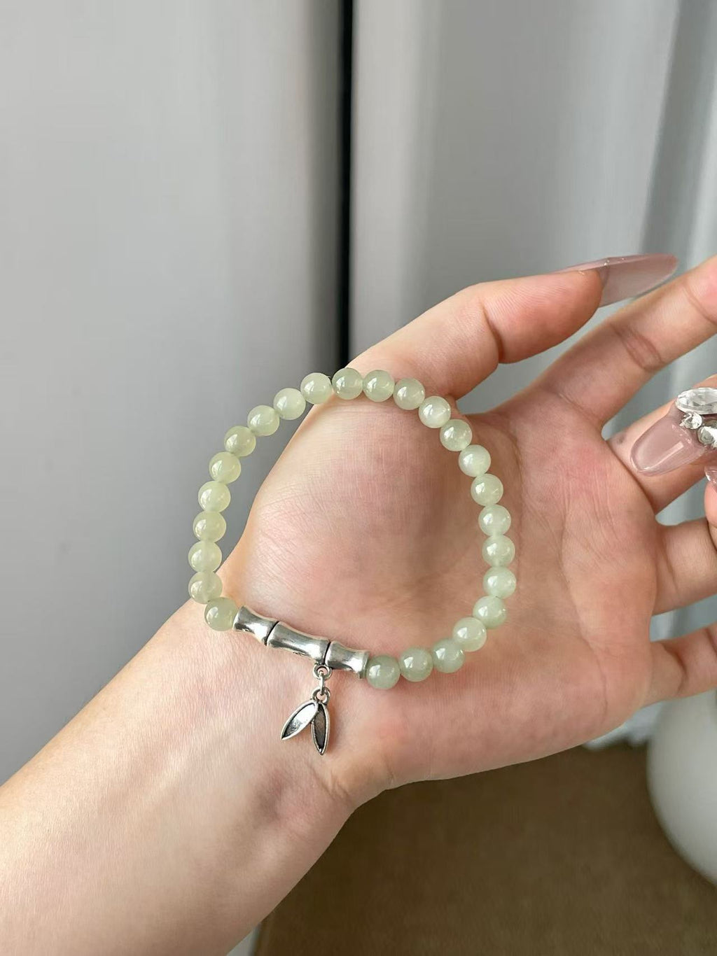 AAPLUS Crystals - Natural Hetian Jade Bead Bracelet