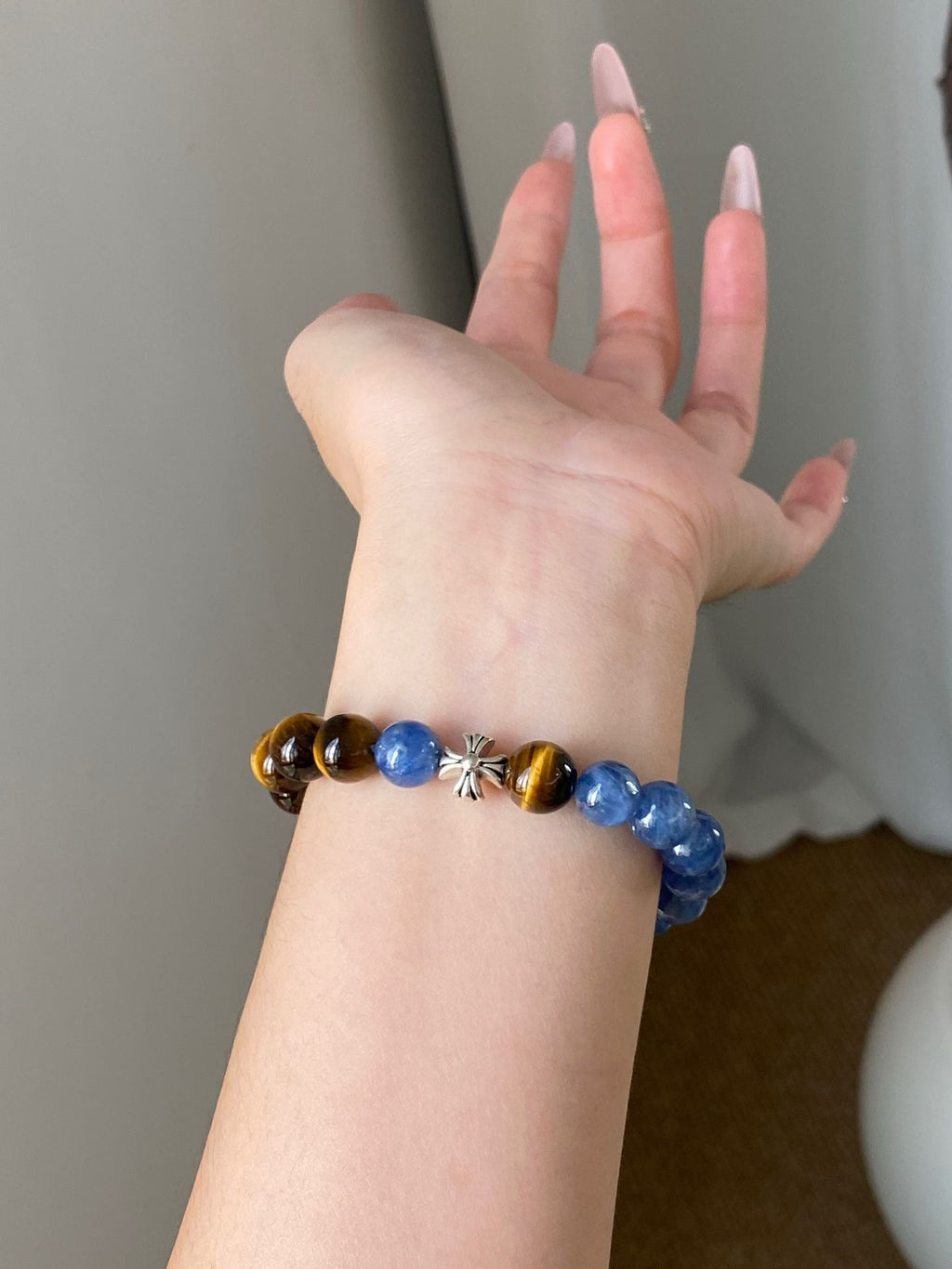 Kyanite, Tiger's Eye & Black Obsidian Bracelet