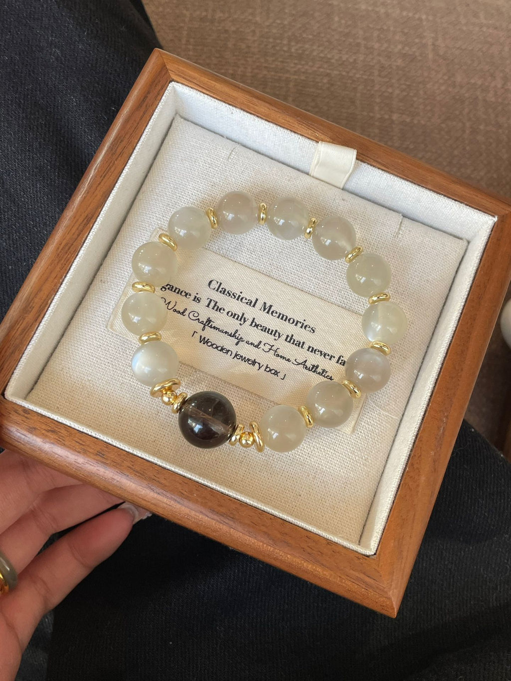 AAPLUS Crystals Moonstone Bracelet for Elegance & Calm